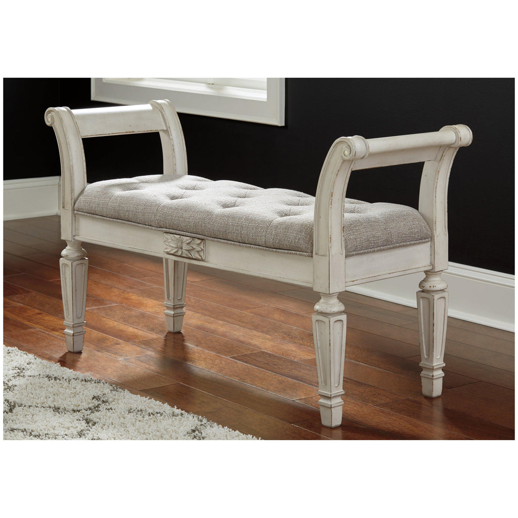 Realyn Accent Bench Ash-A3000157