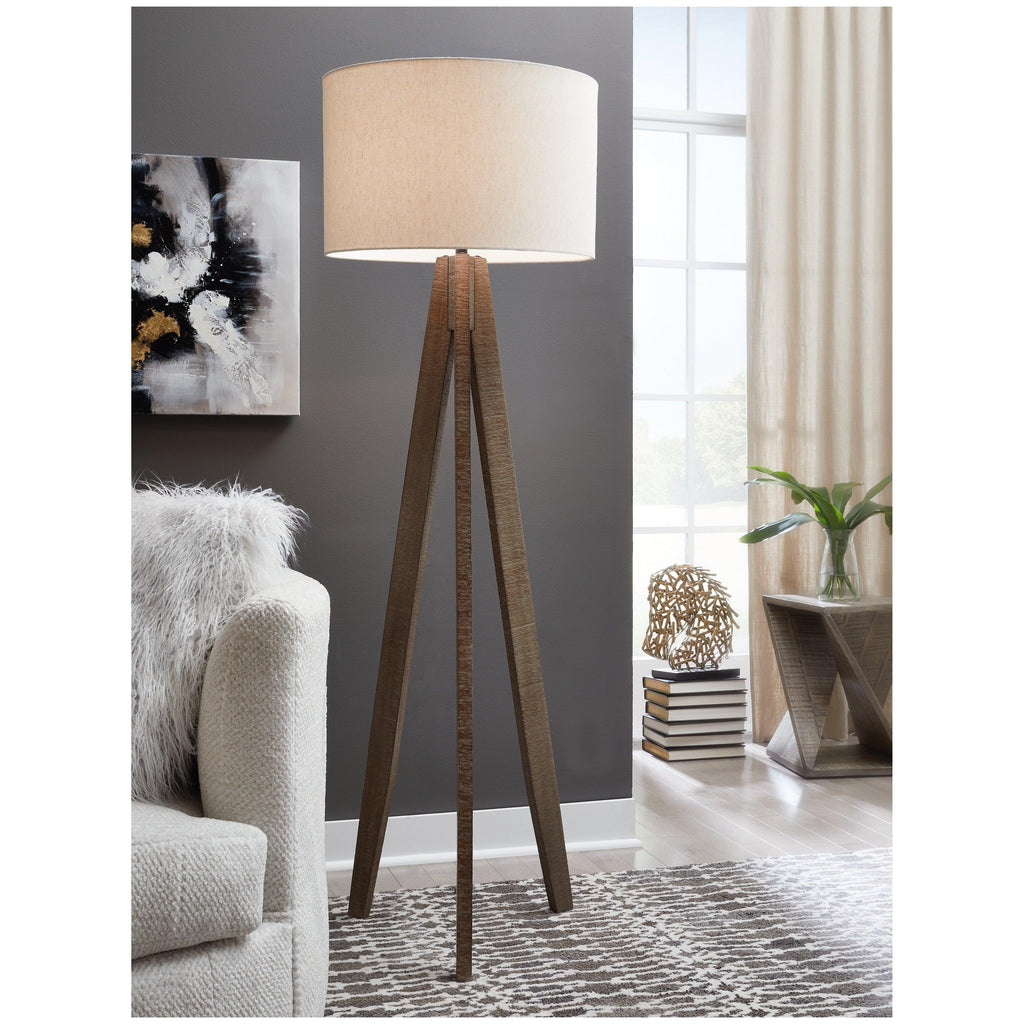 Dallson Floor Lamp Ash-L329021